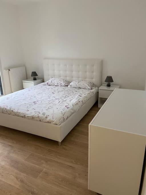 Appartement Aux Portes De Vannes Séné Exteriör bild